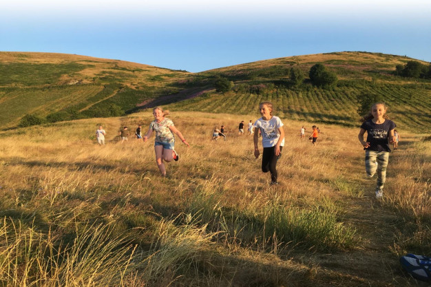 Outstanding natural setting with easy access